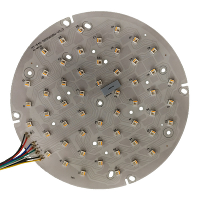 IP20 RGB/RGBW LED σκηνικό φως με καθολική τάση 100-240V και είσοδο 50/60Hz